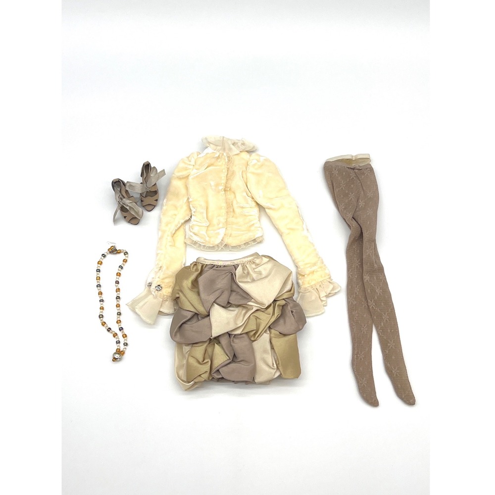 Tonner 16" 2008 Ellowyne Wilde "Woe and Whipped Cream" Outfit Only